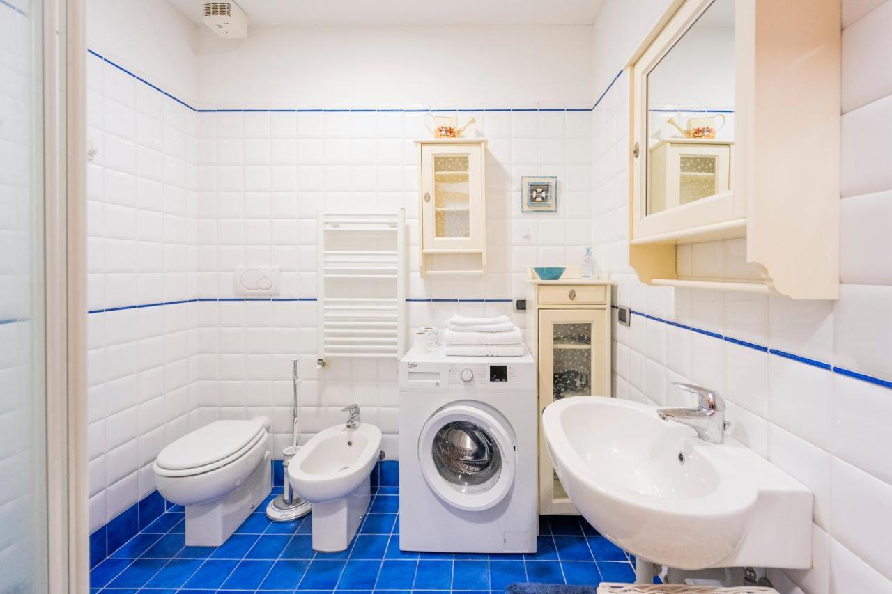113 - Casa Le Terrazze In Centro 100 Metri Mare Spiaggia, Box Auto Gratis سيستري ليفانتي المظهر الخارجي الصورة