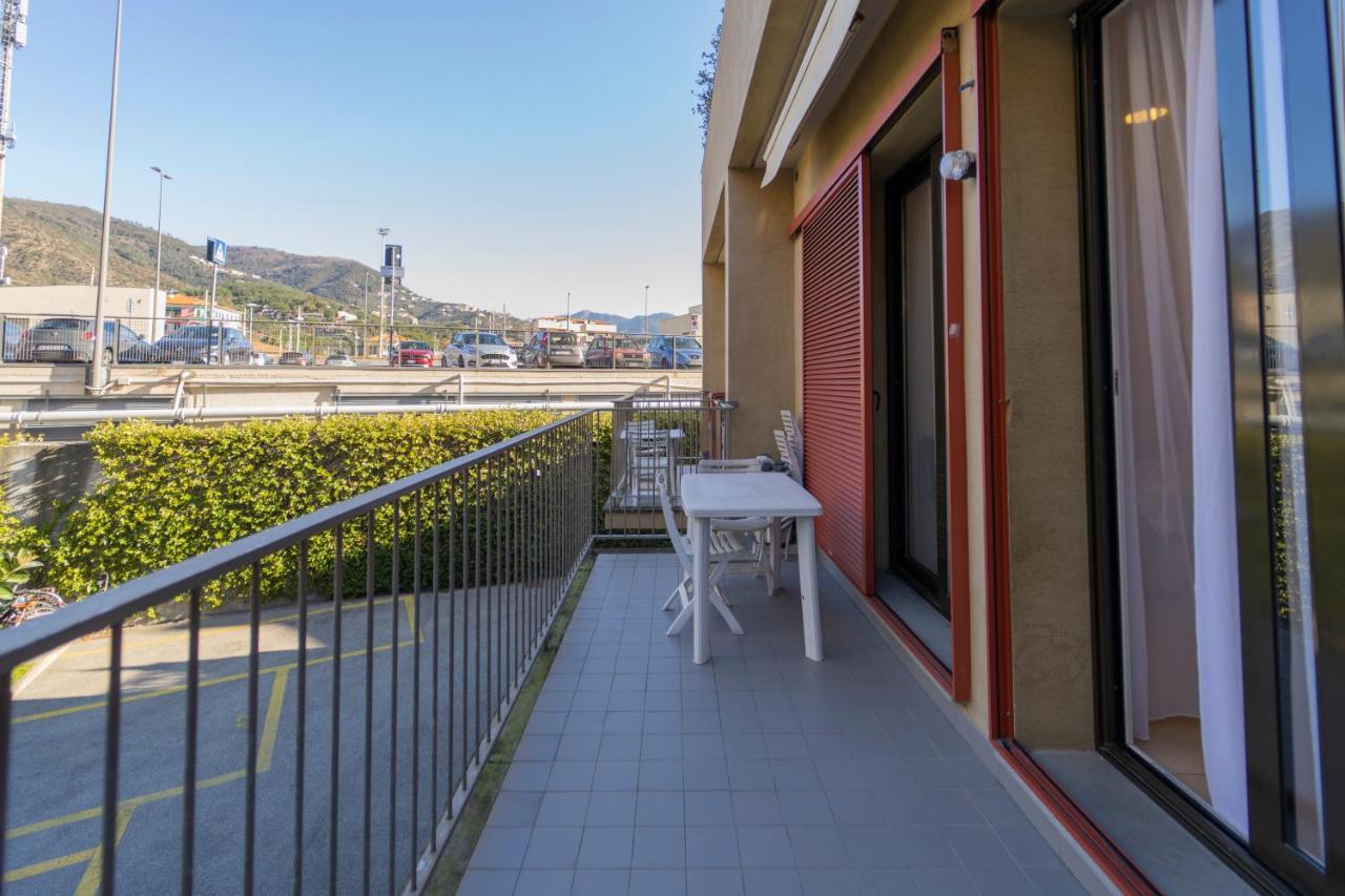 113 - Casa Le Terrazze In Centro 100 Metri Mare Spiaggia, Box Auto Gratis سيستري ليفانتي المظهر الخارجي الصورة