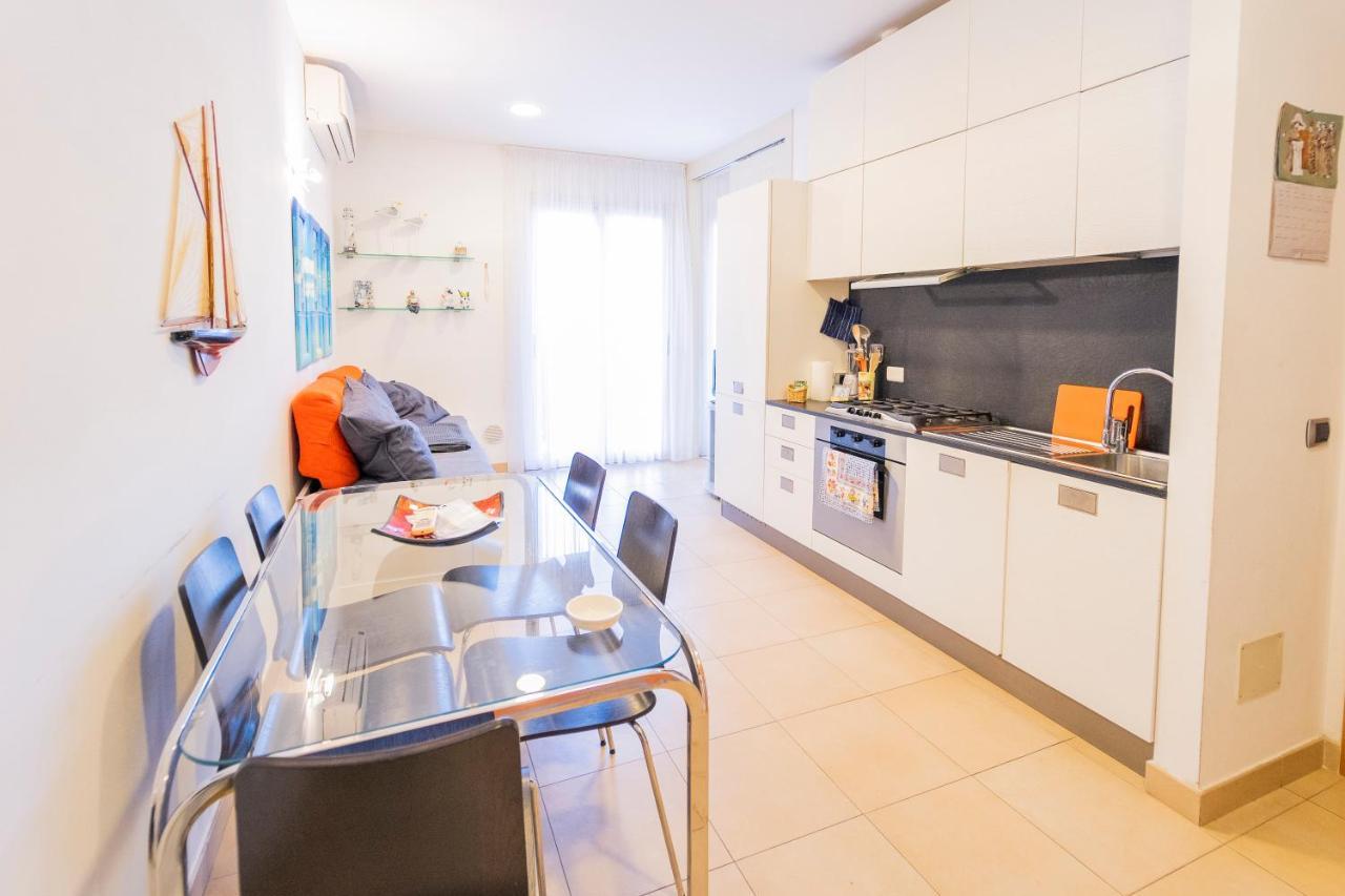 113 - Casa Le Terrazze In Centro 100 Metri Mare Spiaggia, Box Auto Gratis سيستري ليفانتي المظهر الخارجي الصورة